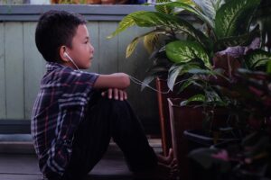Fun Ways to Help Kids Become Great Listeners - Parenting Like Hannah