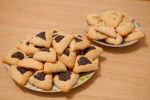 Family Bible Fun With Esther - Parenting Like Hannah