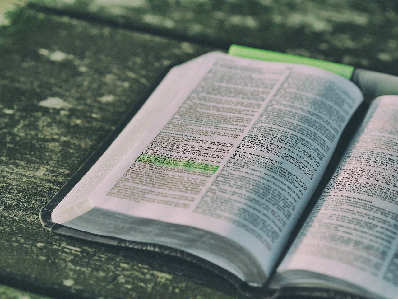 Helping Bible Students Make Biblical Connections